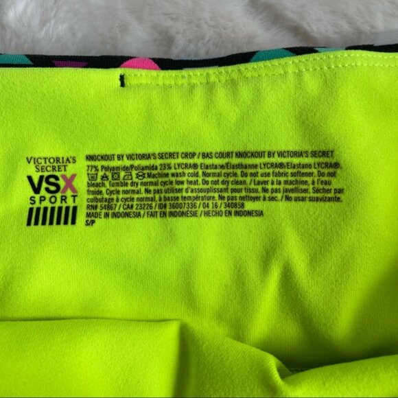 Victoria's Secret VSX Sport | Knockout Crop in Aztec Logo Print | Size Small - Picture 7 of 11